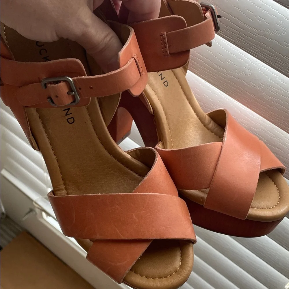 Lucky Brand Peachy- Pink Platform Sandals - Picture 4 of 6